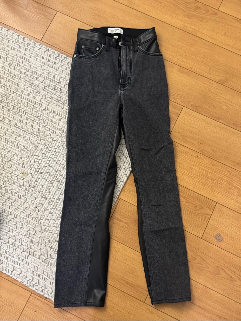 Abercrombie & Fitch Black Contrast-Panel Straight Leg Jeans